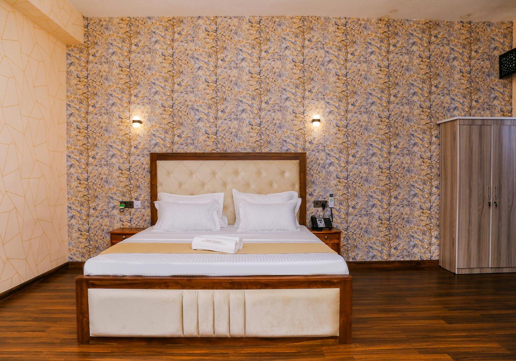 Crown Regency- Badulla Hotell Eksteriør bilde