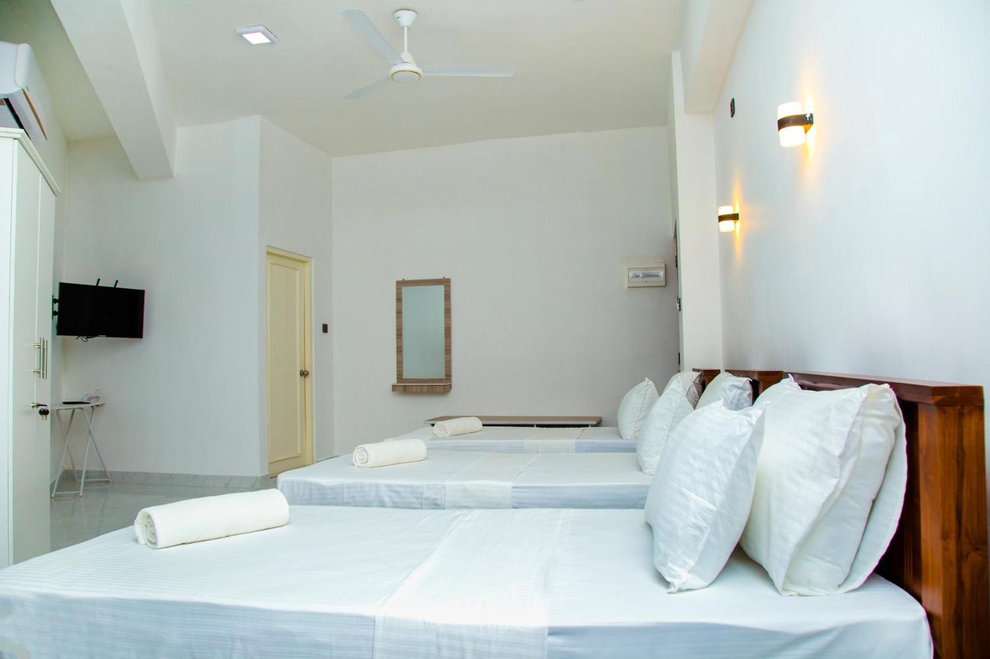 Crown Regency- Badulla Hotell Eksteriør bilde