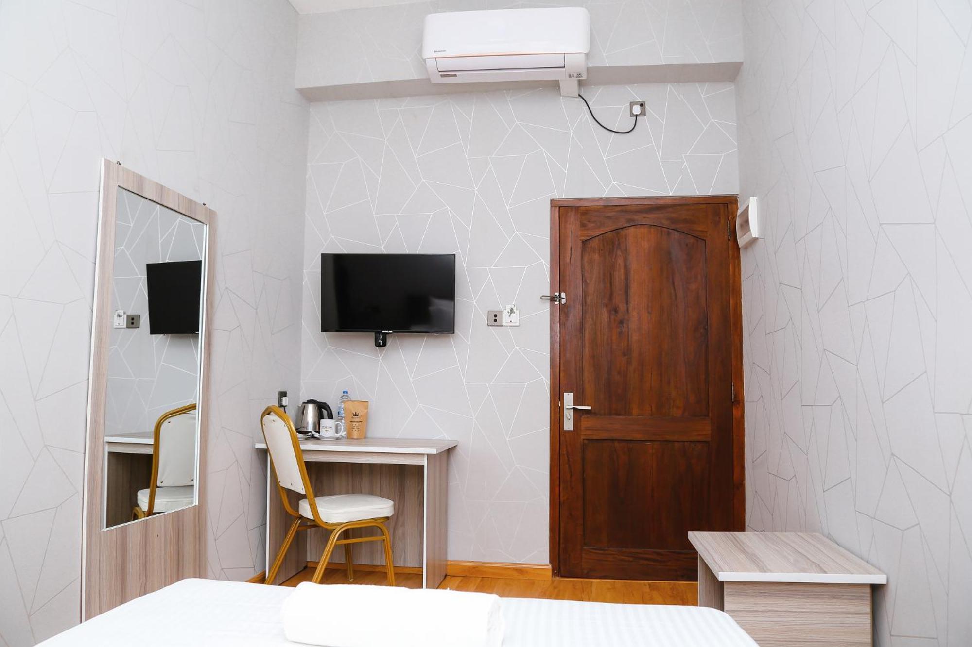 Crown Regency- Badulla Hotell Eksteriør bilde
